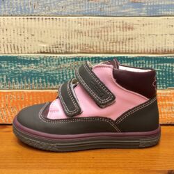 Kép 1/2 - ASSO bőr gyerekcipő két tépőzárral, bőr béléssel; rózsaszín-fekete, 24